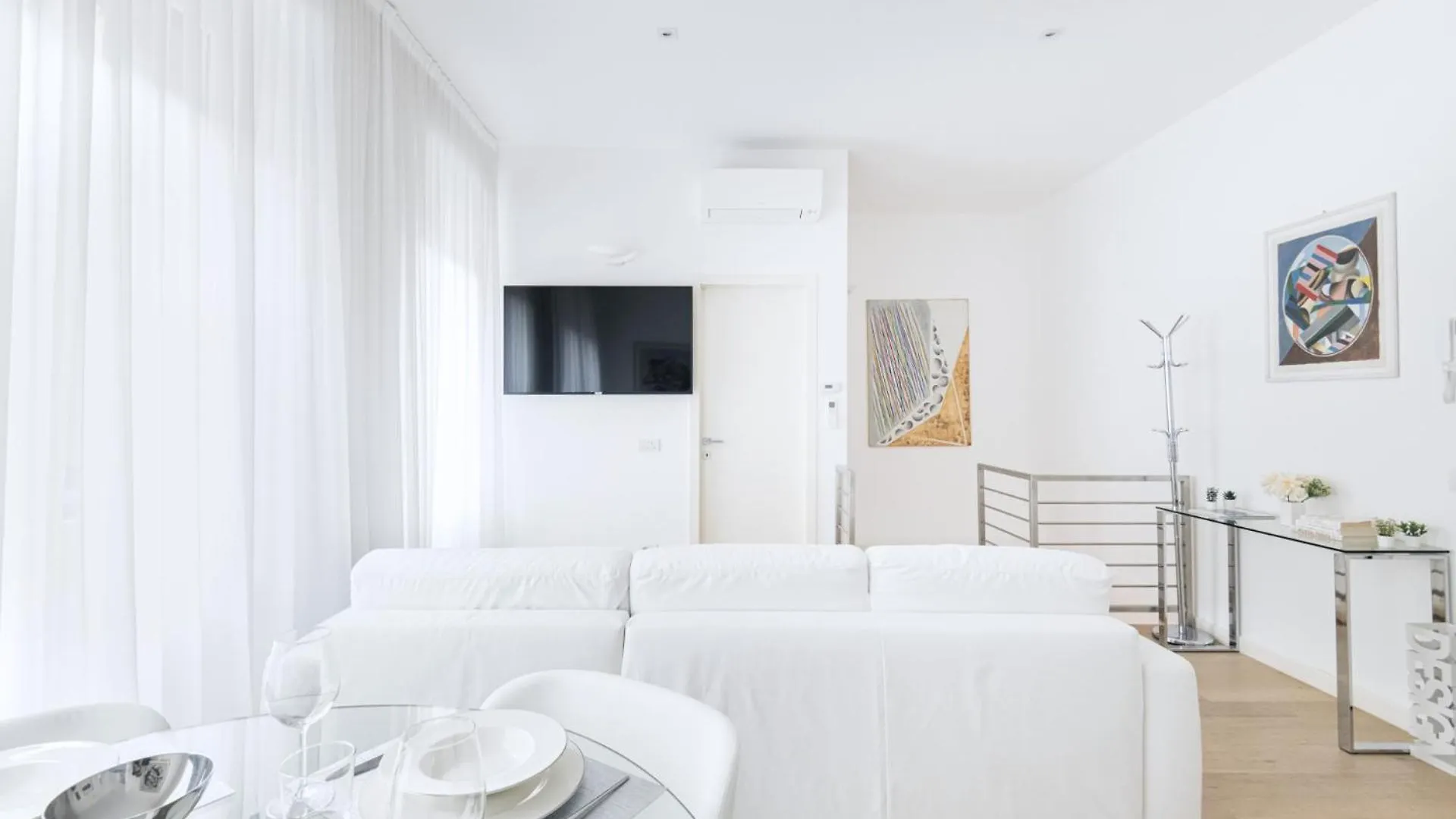 Easylife - Stupendo Duplex In Zona Cadorna/Duomo Daire Milano 0*,
